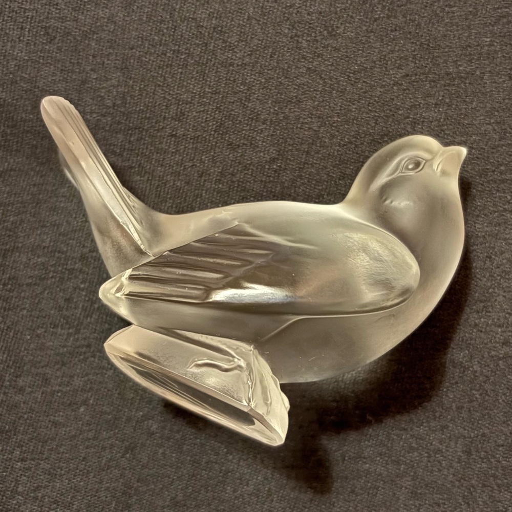 Lalique frosted crystal bird figurine